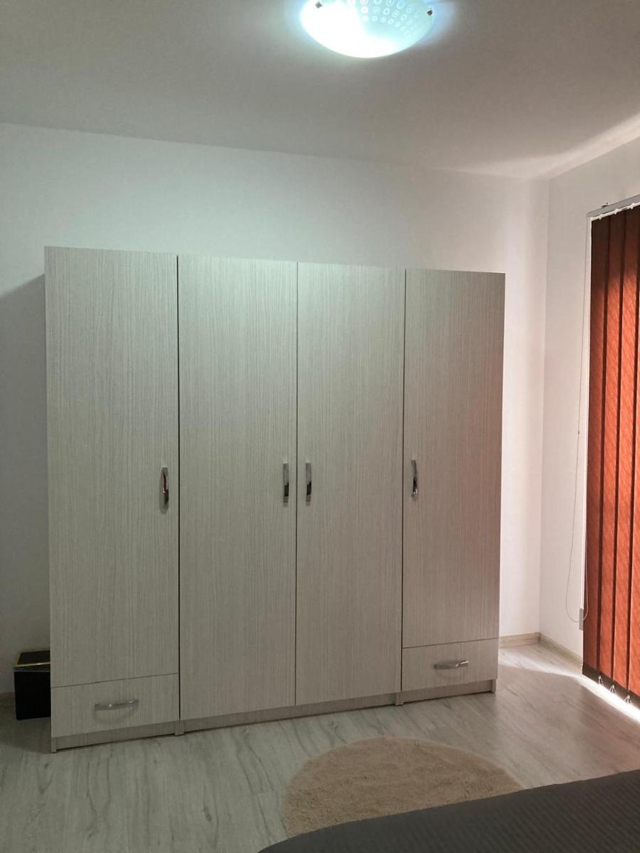 Sara Apartament - Housity