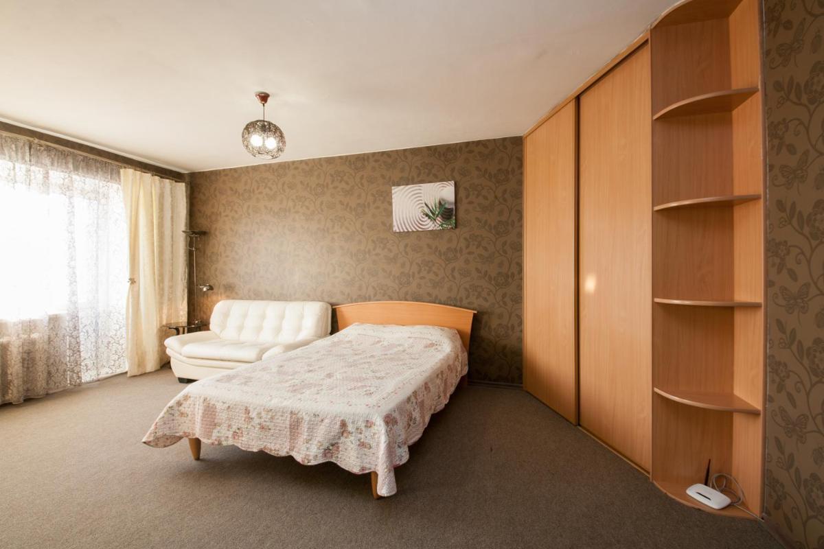 Kvartirov Apartment at K.Marksa - Housity