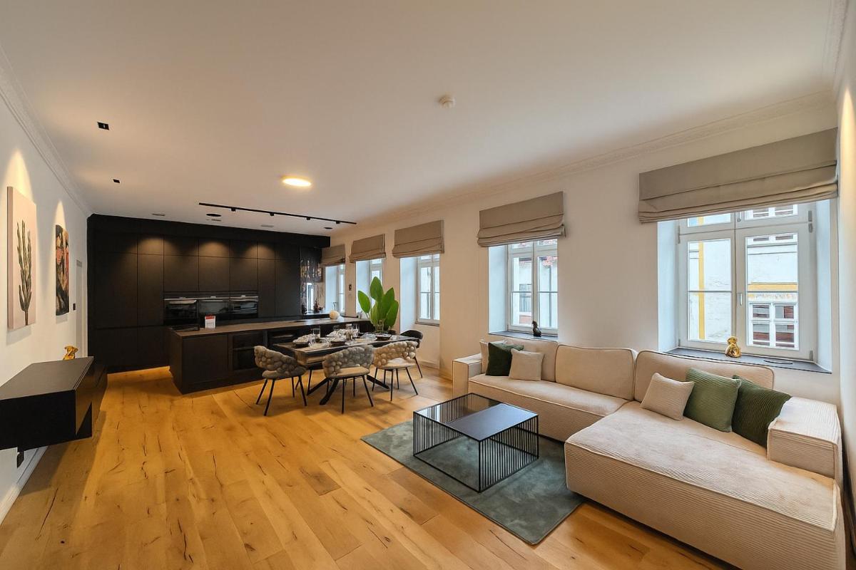 NAMASTÉ Homes - Luxus-Apartment mit Whirlpool & Garage - Housity