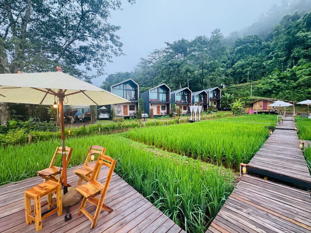 The Proud Resort Riverside Cafe Sapan-nan - Housity