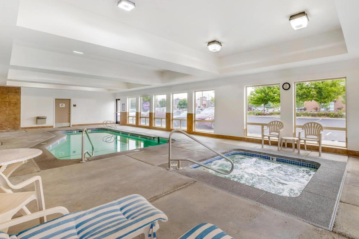 Sleep Inn & Suites Redmond - Housity