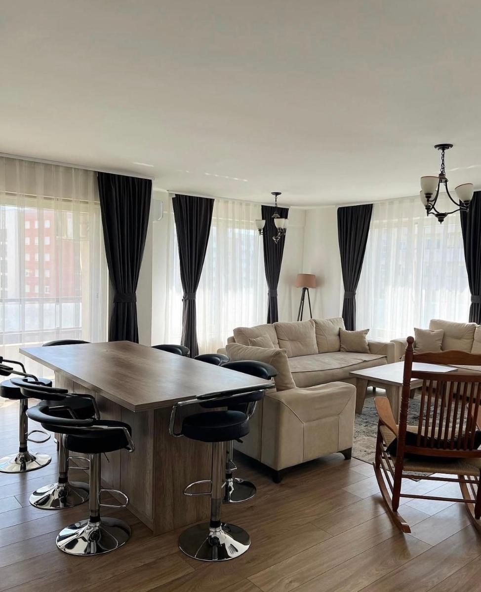 Sunflower Apartments - Hizvo
