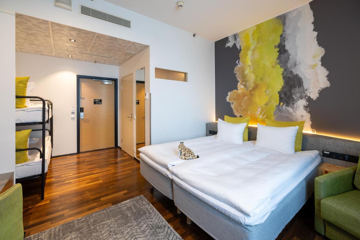 GLO Hotel Sello - Housity