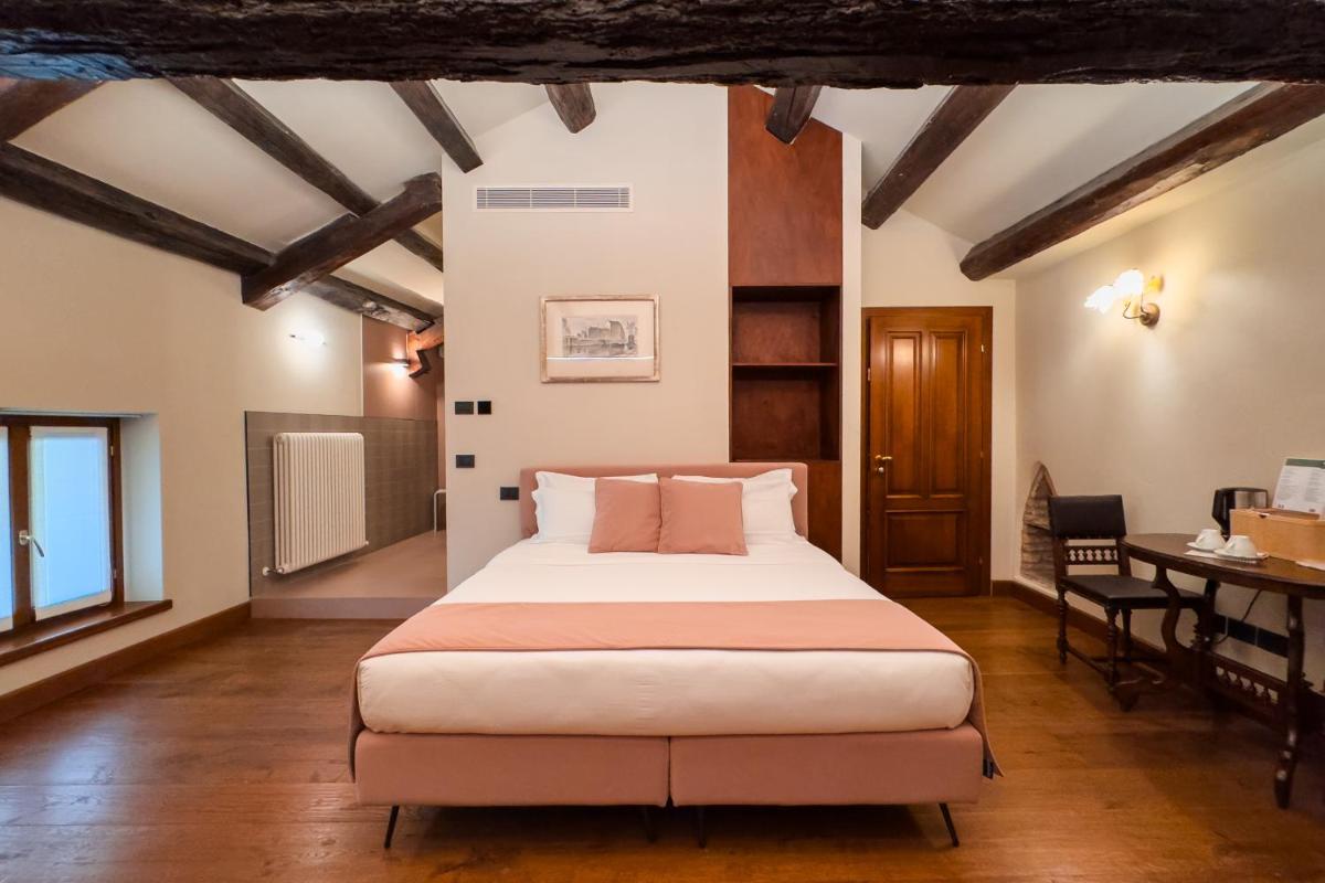 1448 Antica Dimora Al Merlo Bianco - Housity