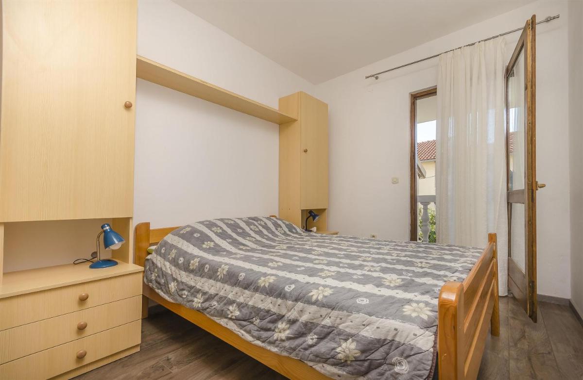 Apartment Ivan - Housity