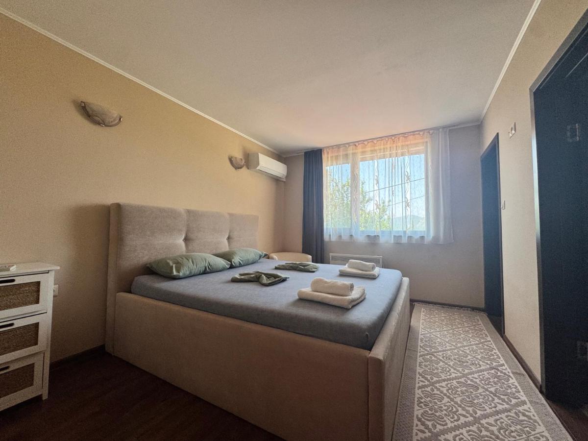 Penev guest house - Housity