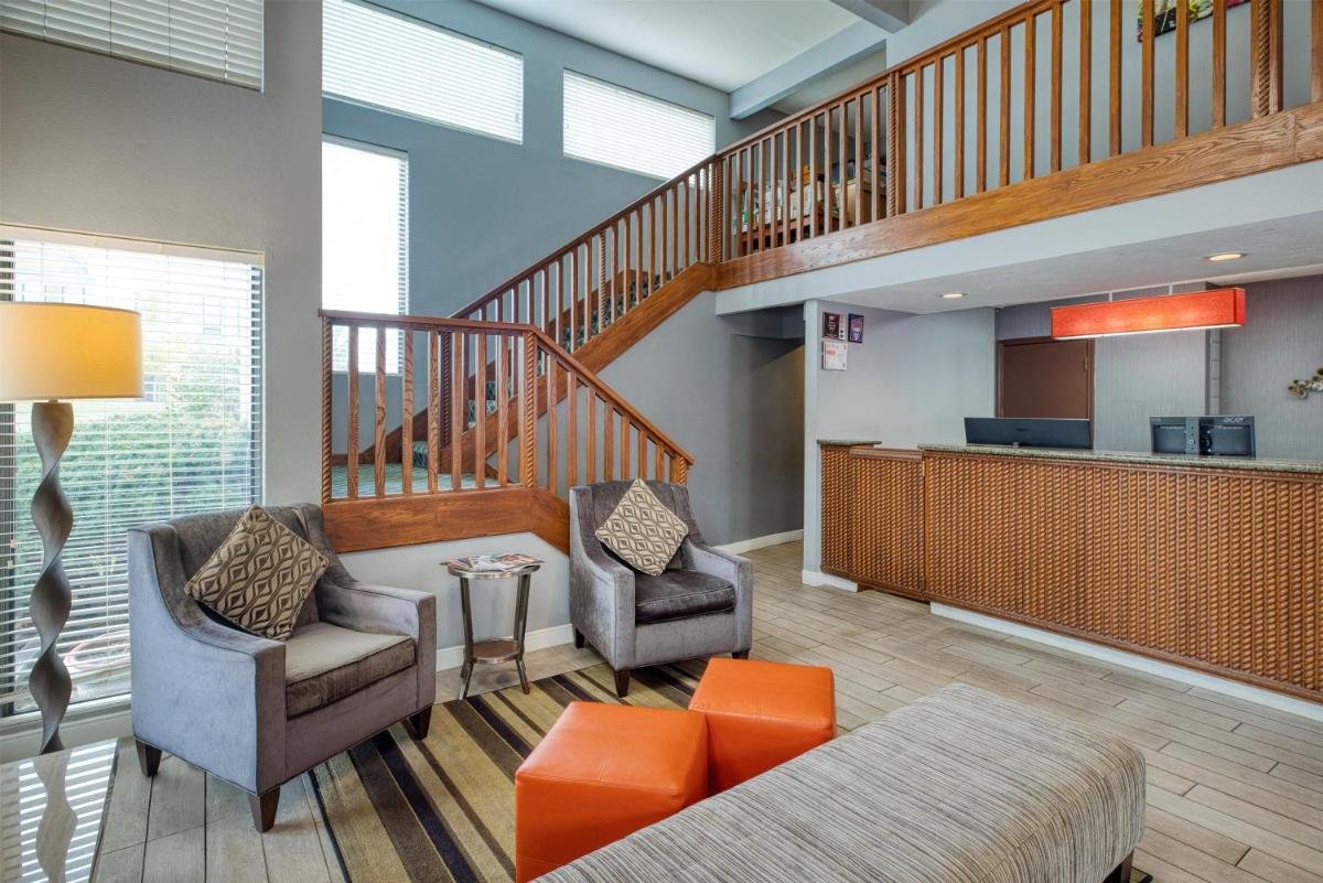 SureStay by Best Western Kansas City Country Inn North - Hizvo