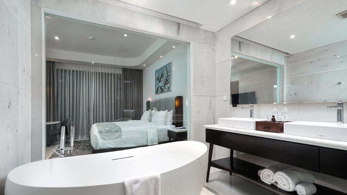 Forest Hills Hotel Ciwidey - Hizvo