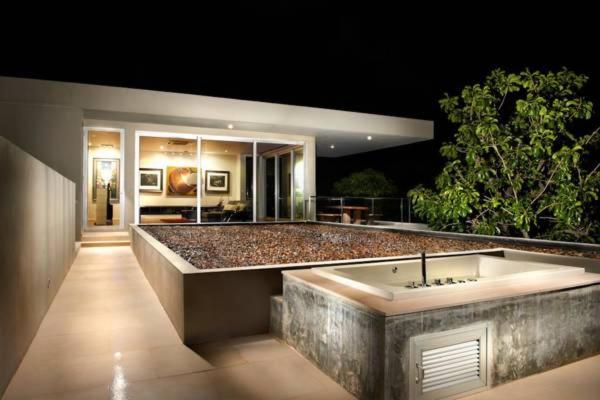 Art Space Pool Villa - Housity