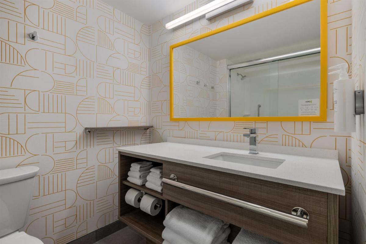 Home2 Suites By Hilton Ames - Housity