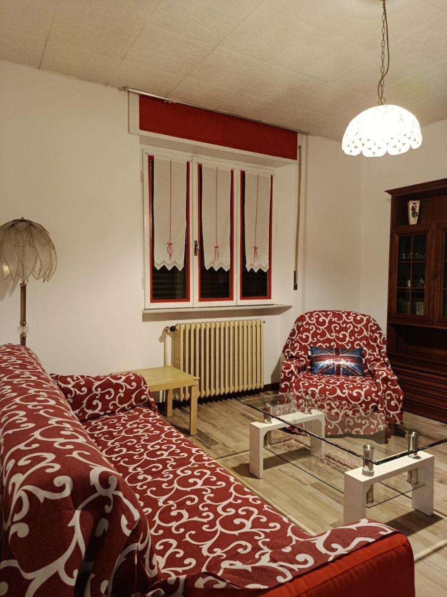 Villa Varano Borghi - Lake - Housity
