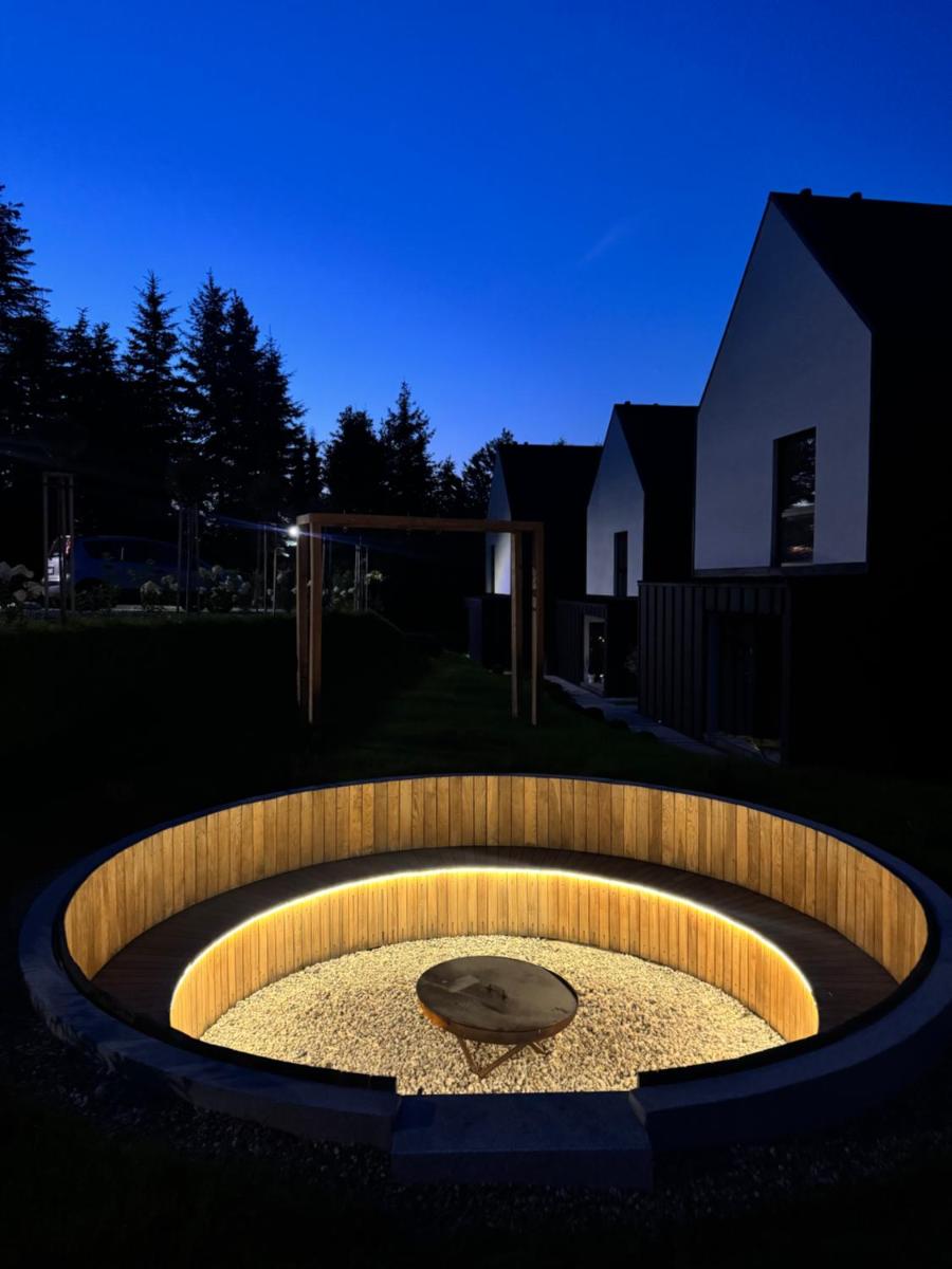 Black Diamonds Hill - Housity