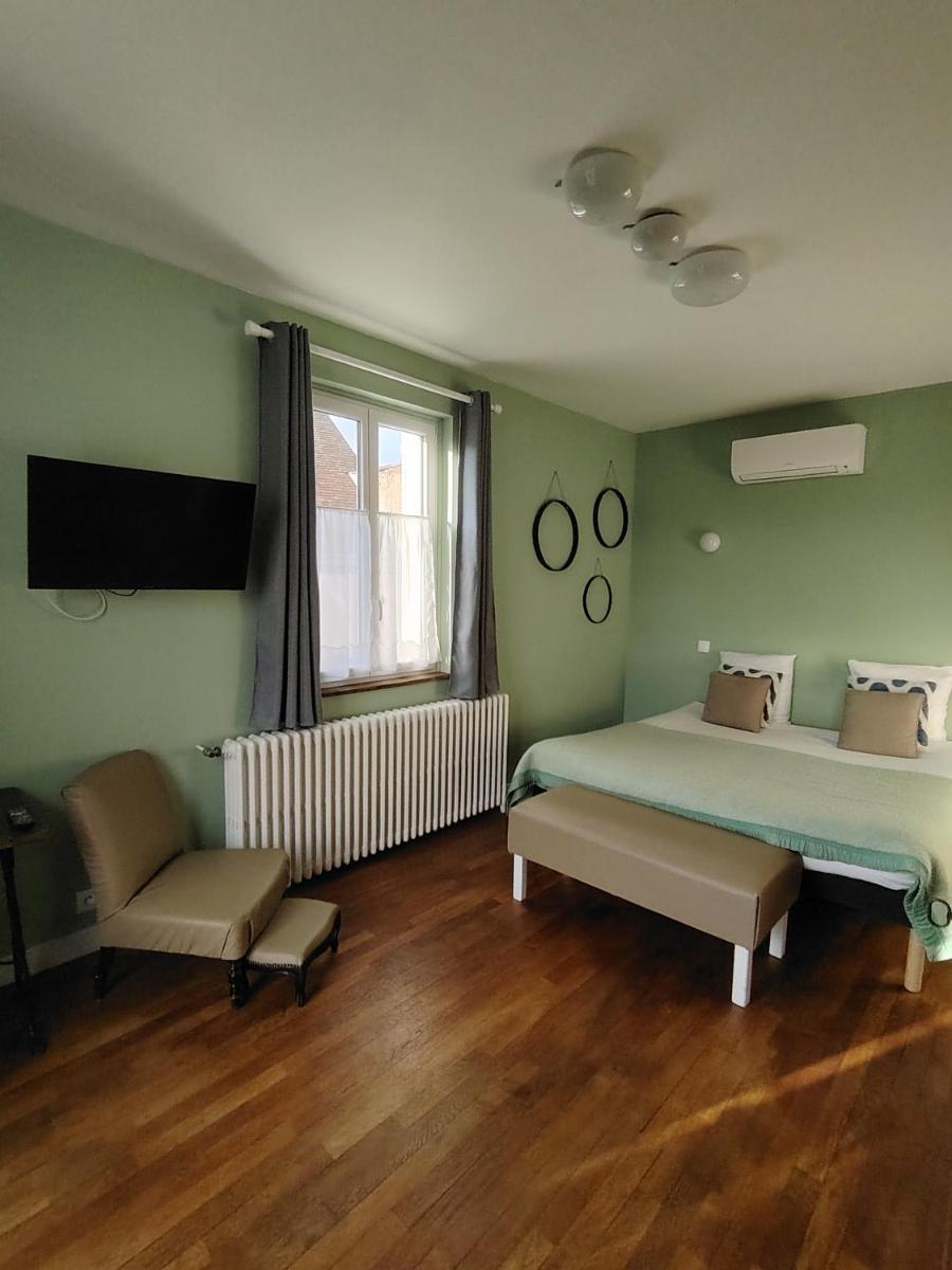 Le Relais des Roses- Sauna, Chambres d'hôtes, Gîte - Housity