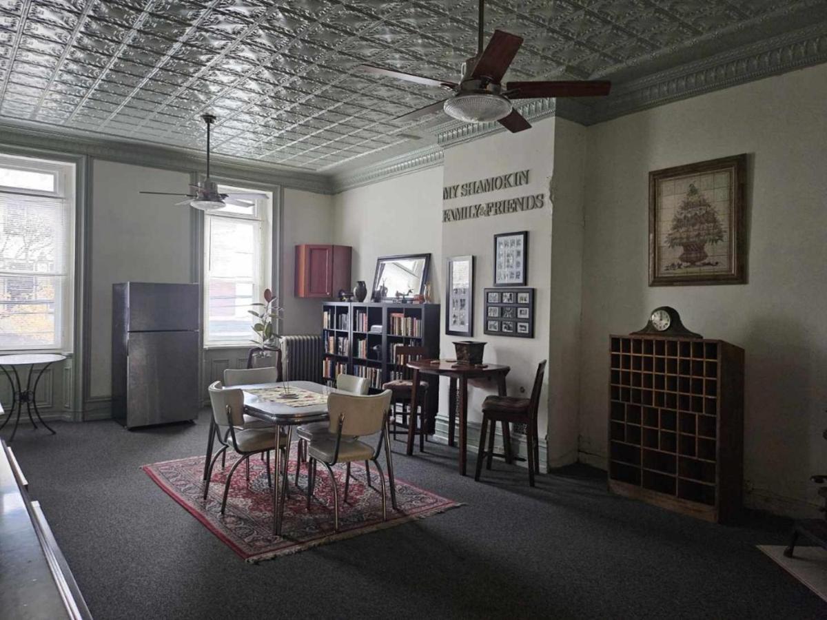 Shamokin Bed and Breakfast - Housity