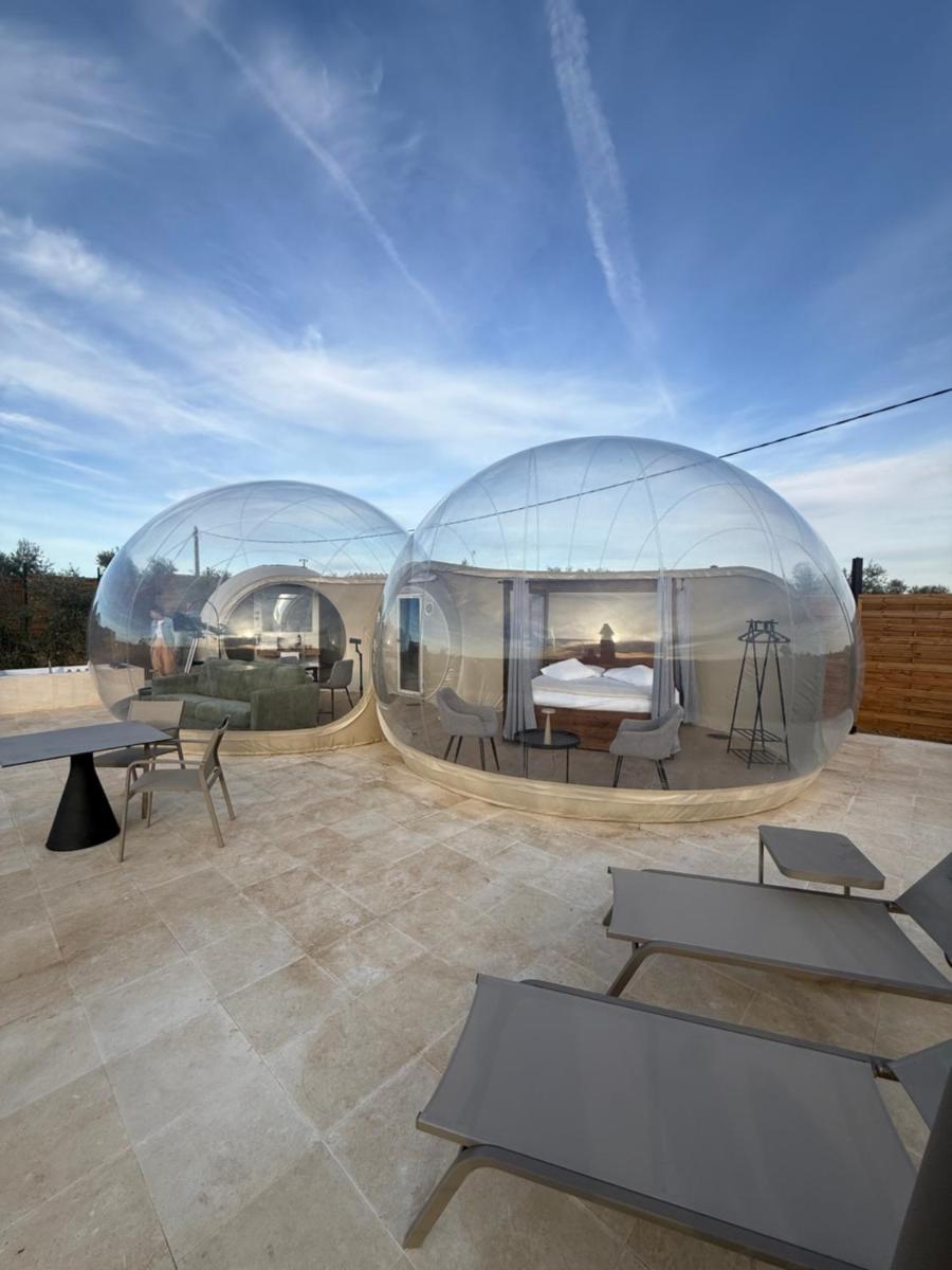 Panoramic Suites Burbuja junto al Puy du Fou y Toledo - Housity