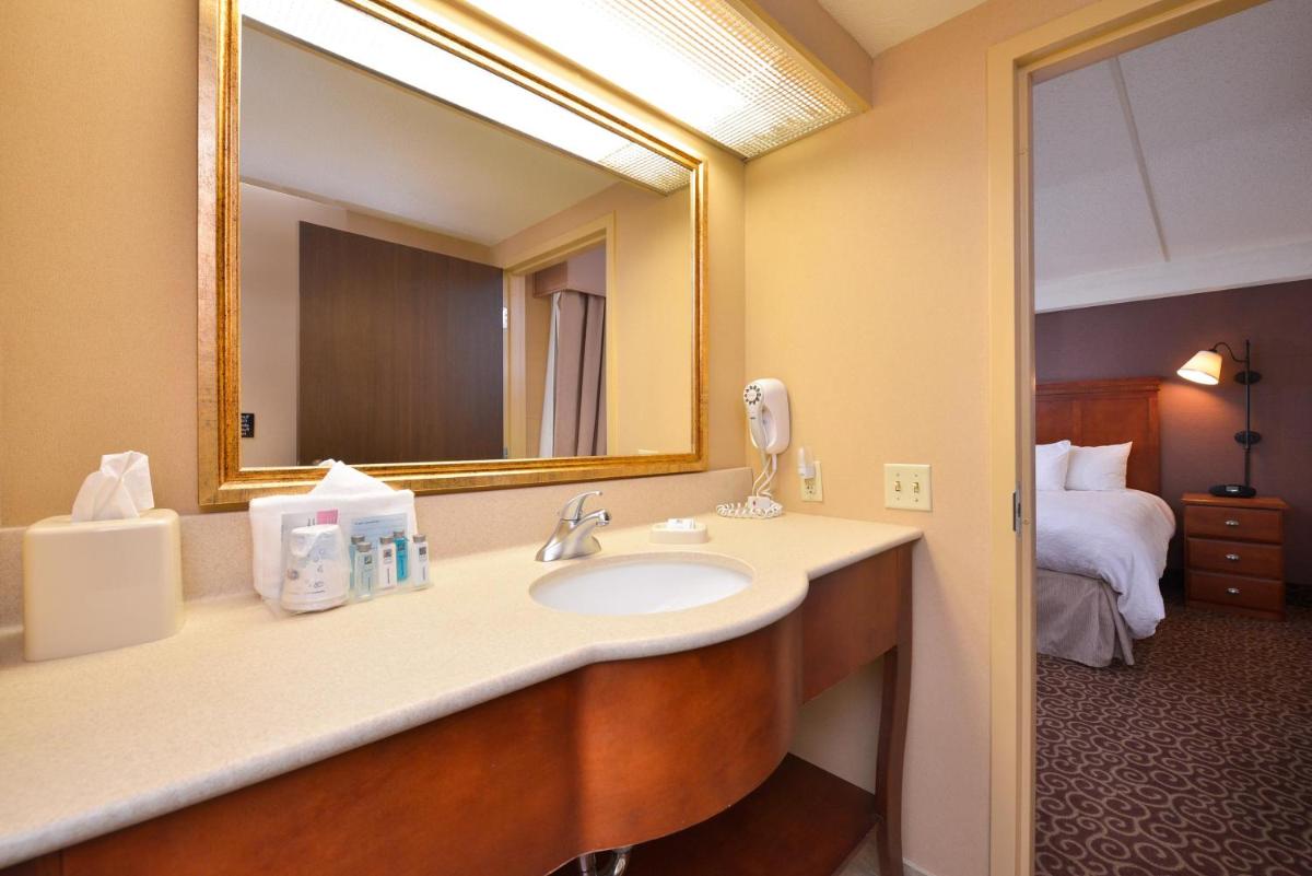 McKnight Hotel - Housity