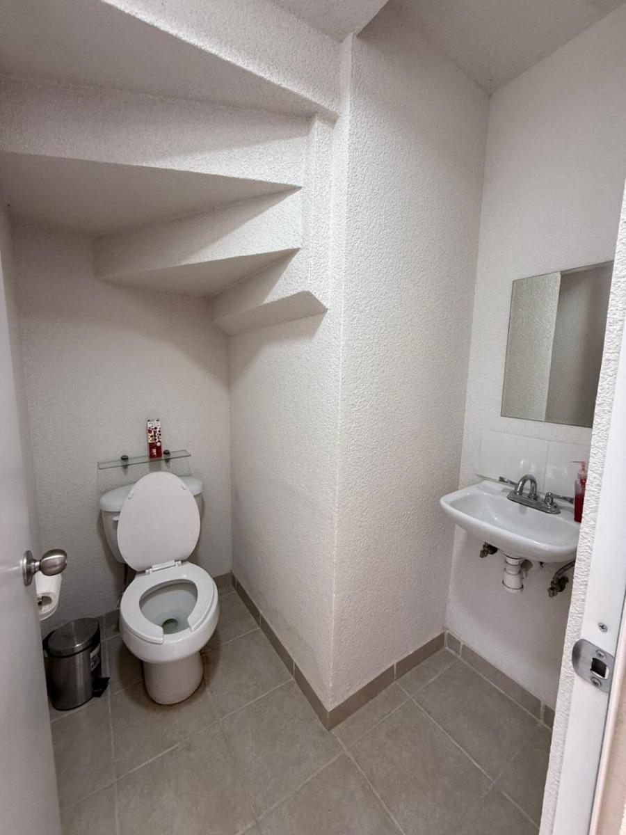 Cozy House with Private Garden in Pachuca - Housity