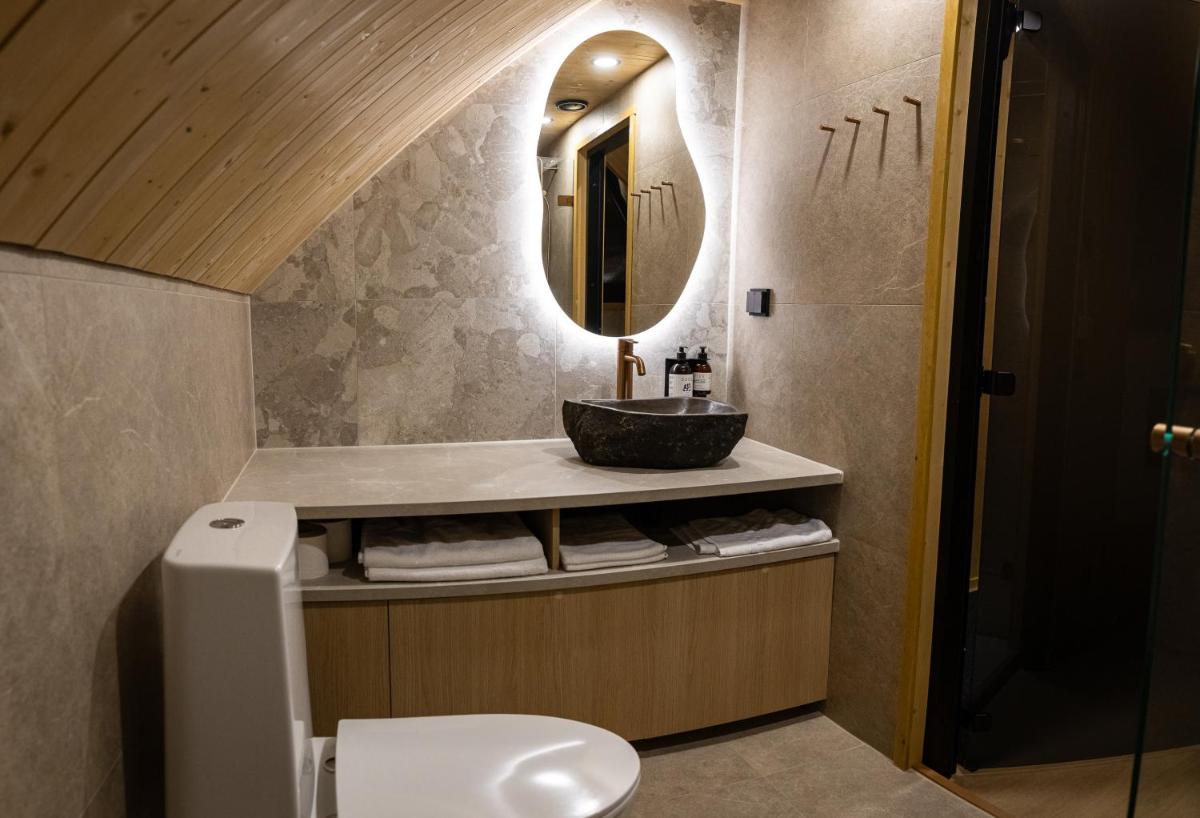 Vaattunki Wilderness Resort - Housity