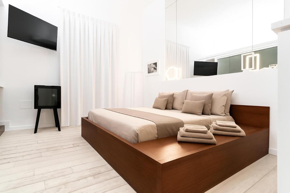 ROOMS DA VINCÈ Arte & Emozioni - Housity