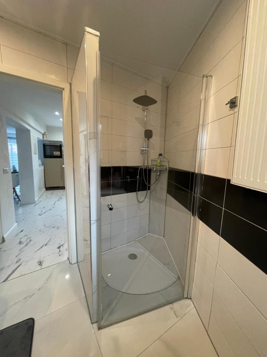 AD Apartments Erlangen - Housity