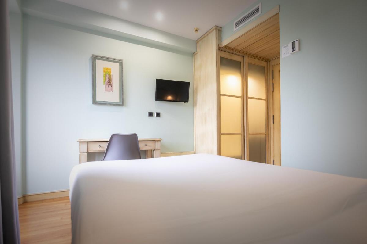 Hotel Soria Plaza Mayor - Housity