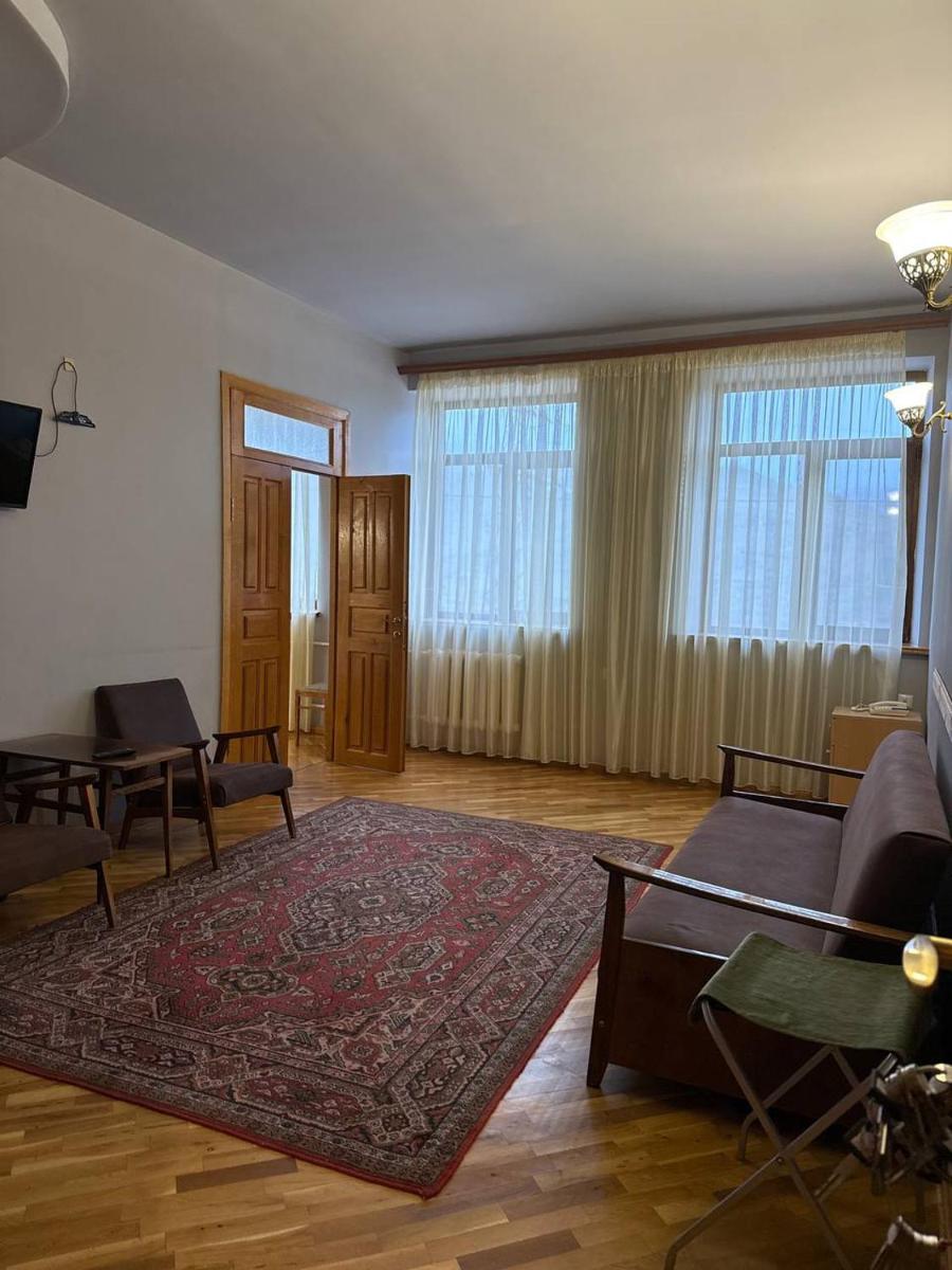 Yeghevnut Hotel - Hizvo