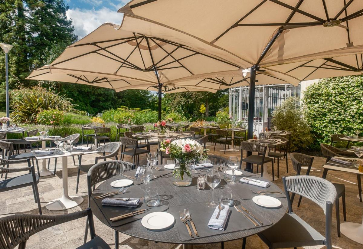 Jardin de l'établissement Château Belmont Tours by The Crest Collection