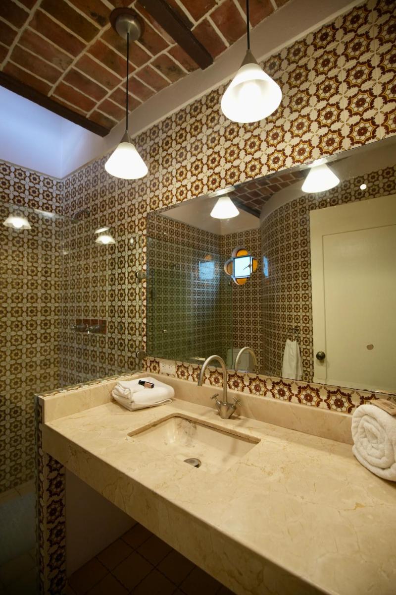 Mama Chuy Hotel & Villas Ajijic - Housity