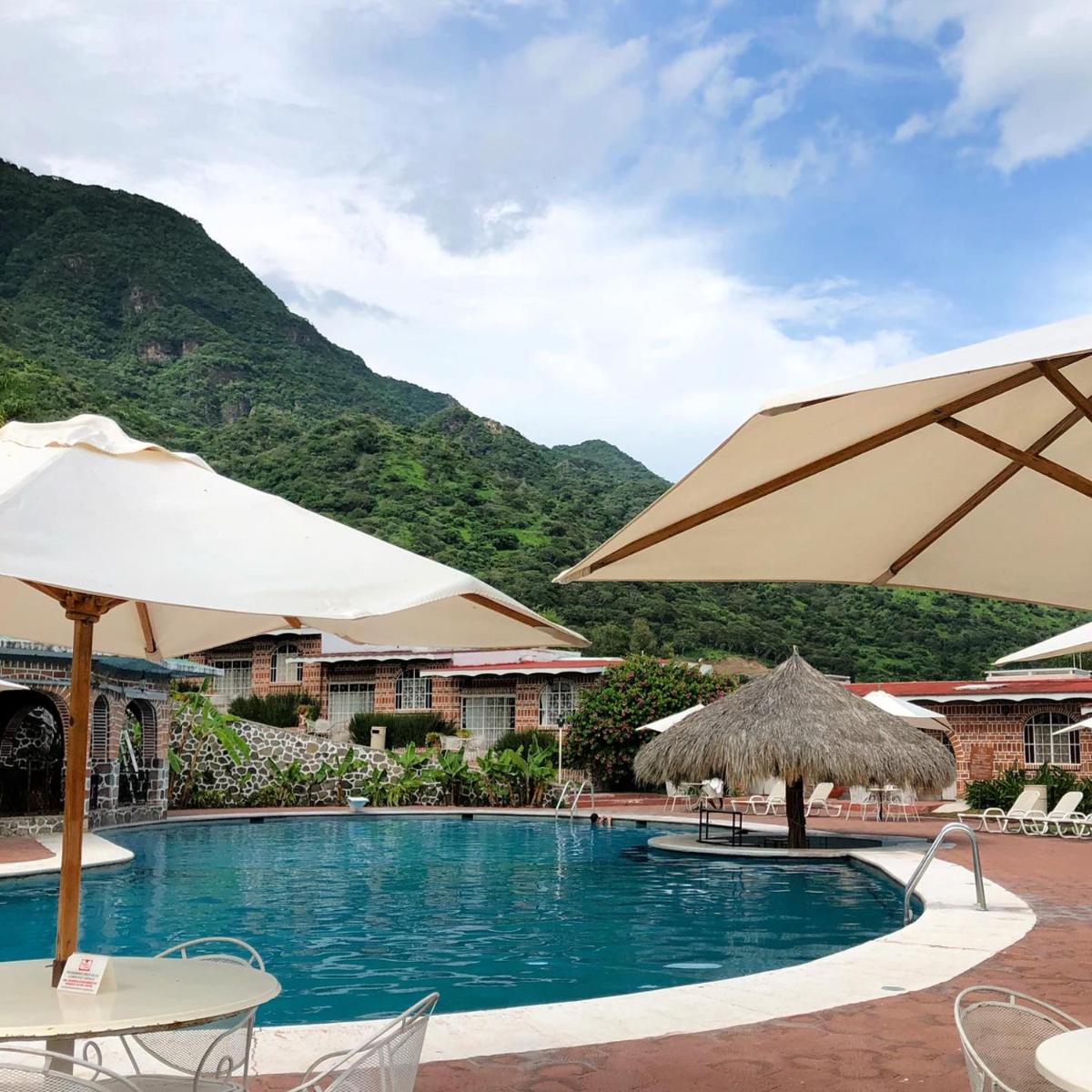 Mama Chuy Hotel & Villas Ajijic - Housity