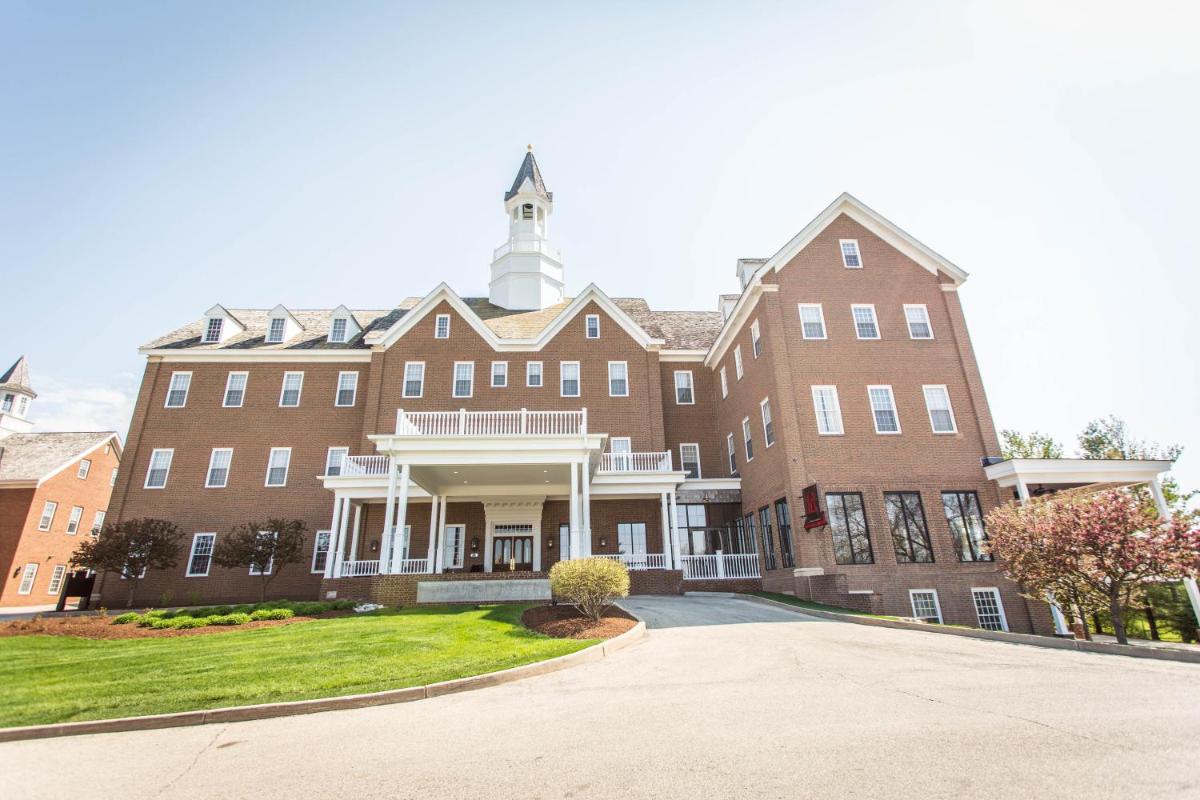 The Delafield Hotel - Housity