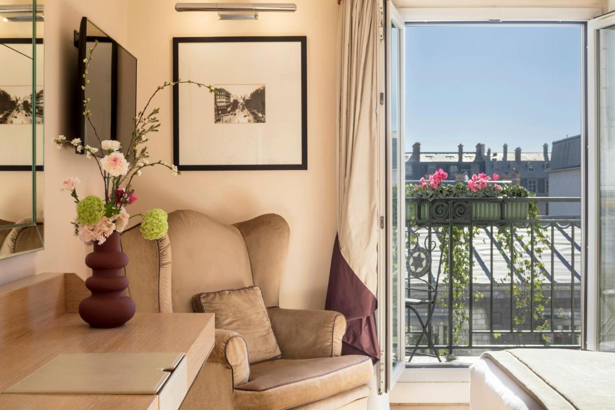 Balcon ou terrasse dans l'établissement Castille Paris – Starhotels Collezione