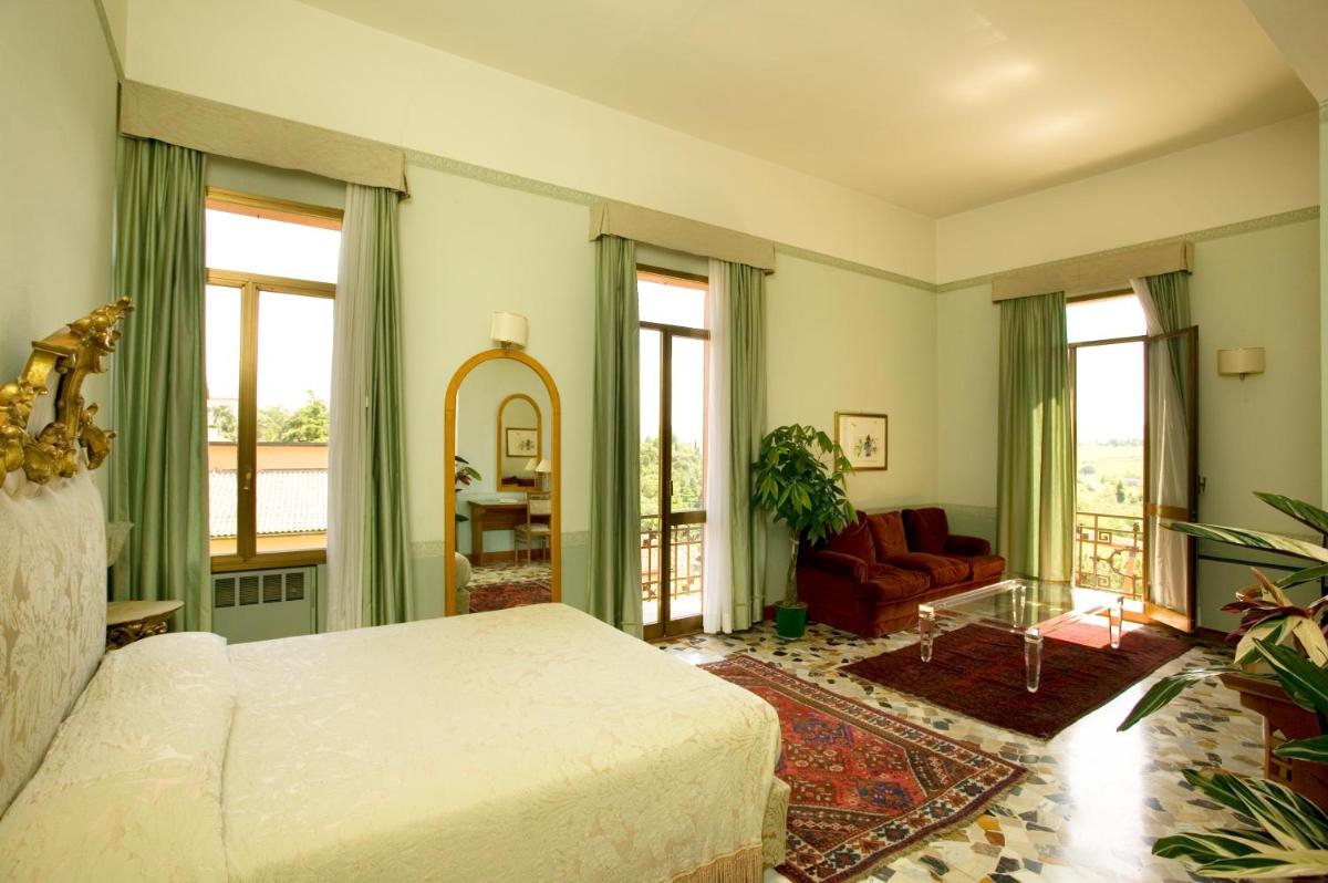 Hotel Antico Borgo - Housity