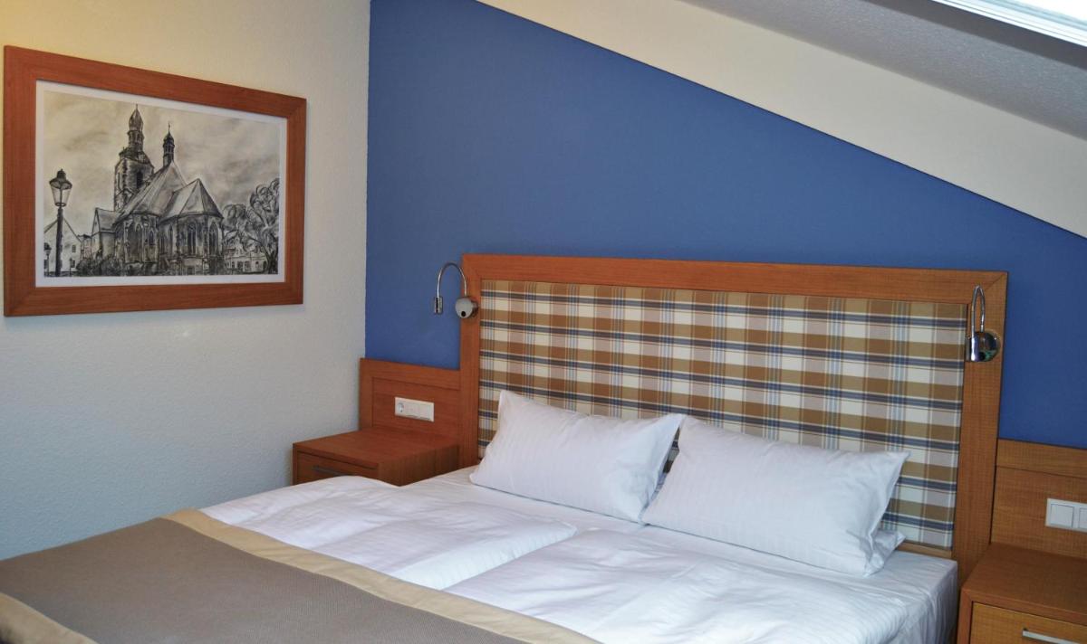 Hotel & Restaurant Waldcafe Hettstedt - Housity