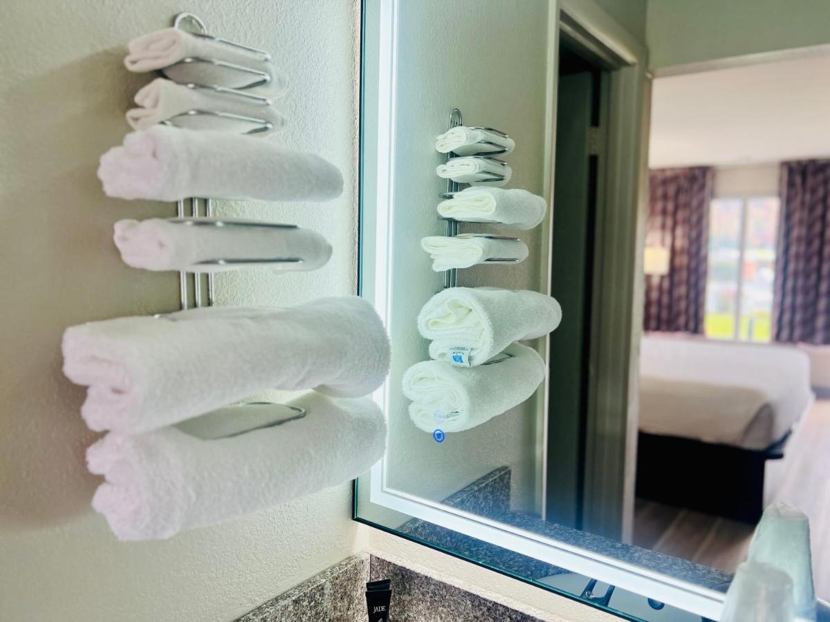 Days Inn by Wyndham Jellico - Tennessee State Line - Housity