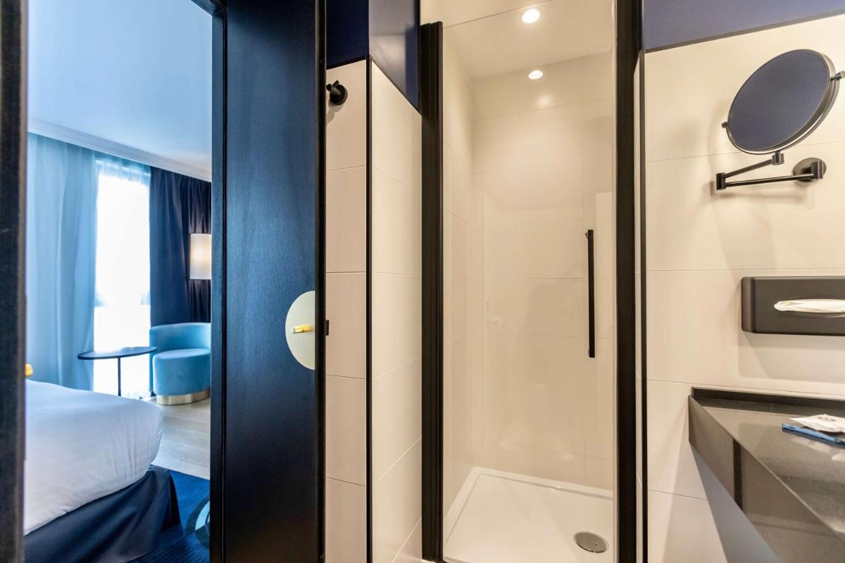 Salle de bains dans l'établissement Best Western Plus Crystal, Hotel,Bar & Spa