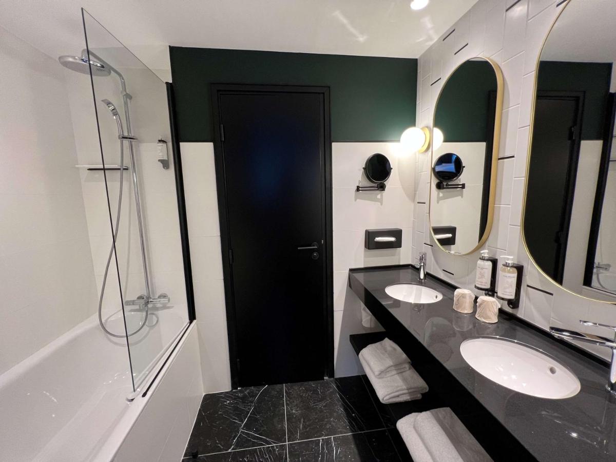 Salle de bains dans l'établissement Best Western Plus Crystal, Hotel,Bar & Spa