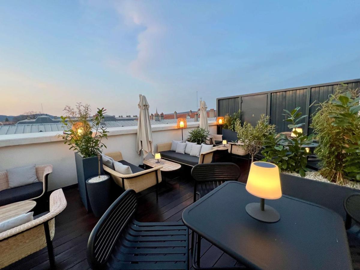 Vue sur la rivière ou le fleuve situé(e) à proximité de l'hôtel