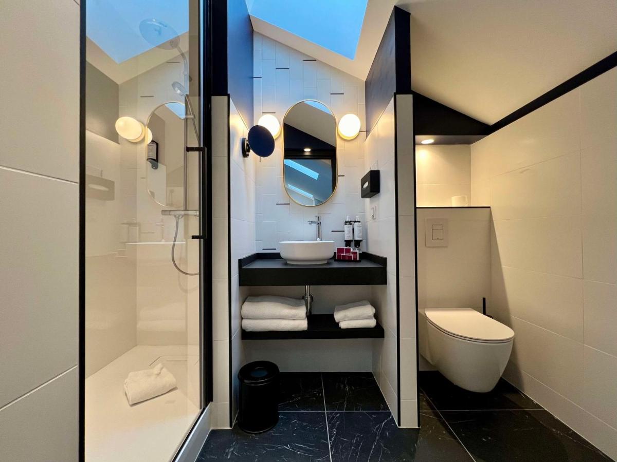 Salle de bains dans l'établissement Best Western Plus Crystal, Hotel,Bar & Spa