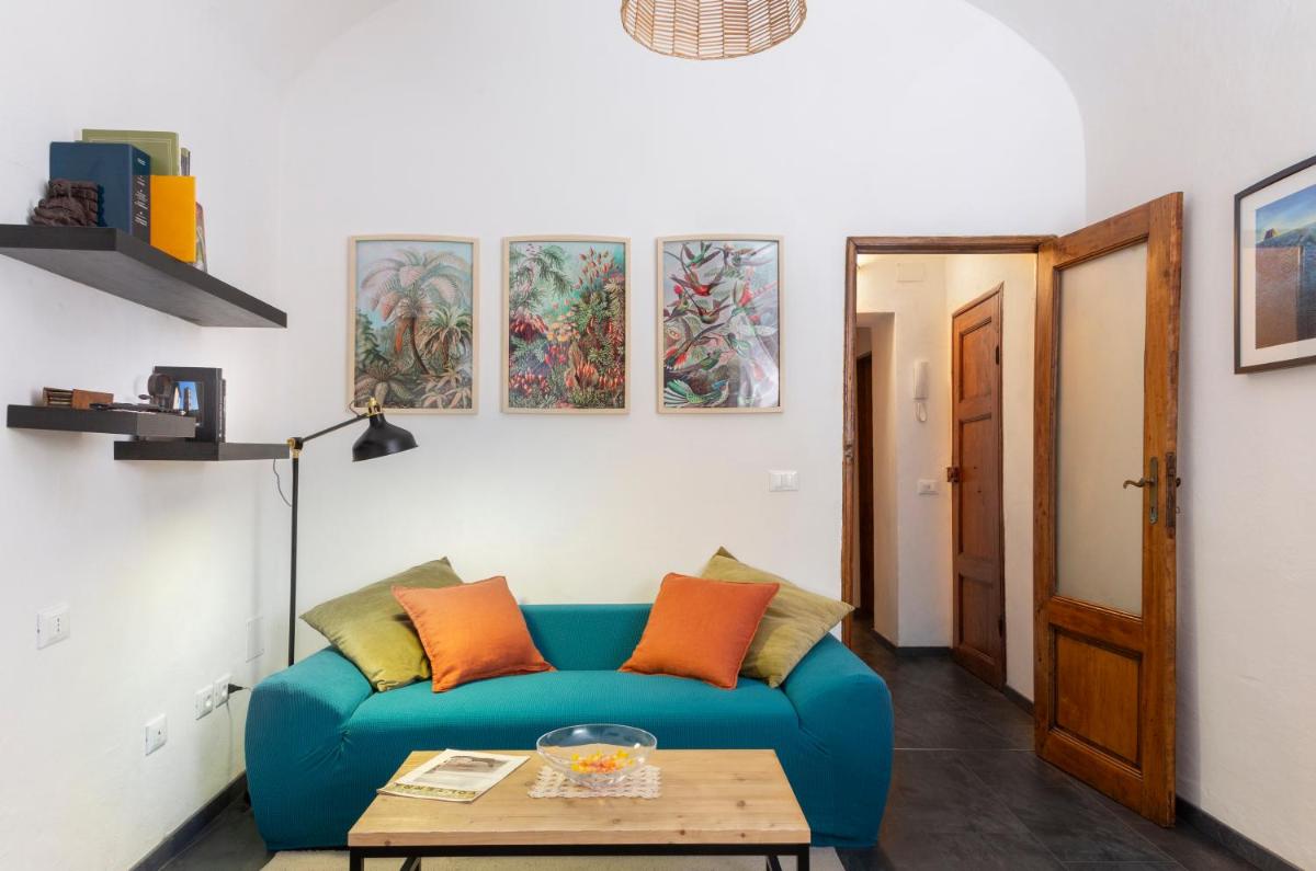 Il Cantuccio di Vittorio - Apartment with private garden in the Heart of Volterra - Housity