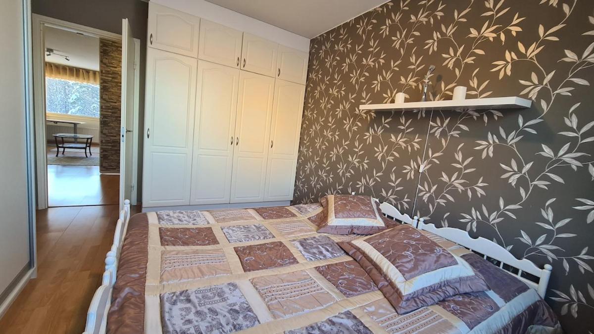 Arctic Aura Apartment with jacuzzi - Housity