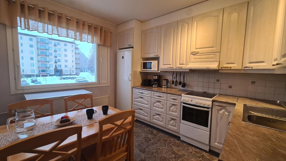 Arctic Aura Apartment with jacuzzi - Housity