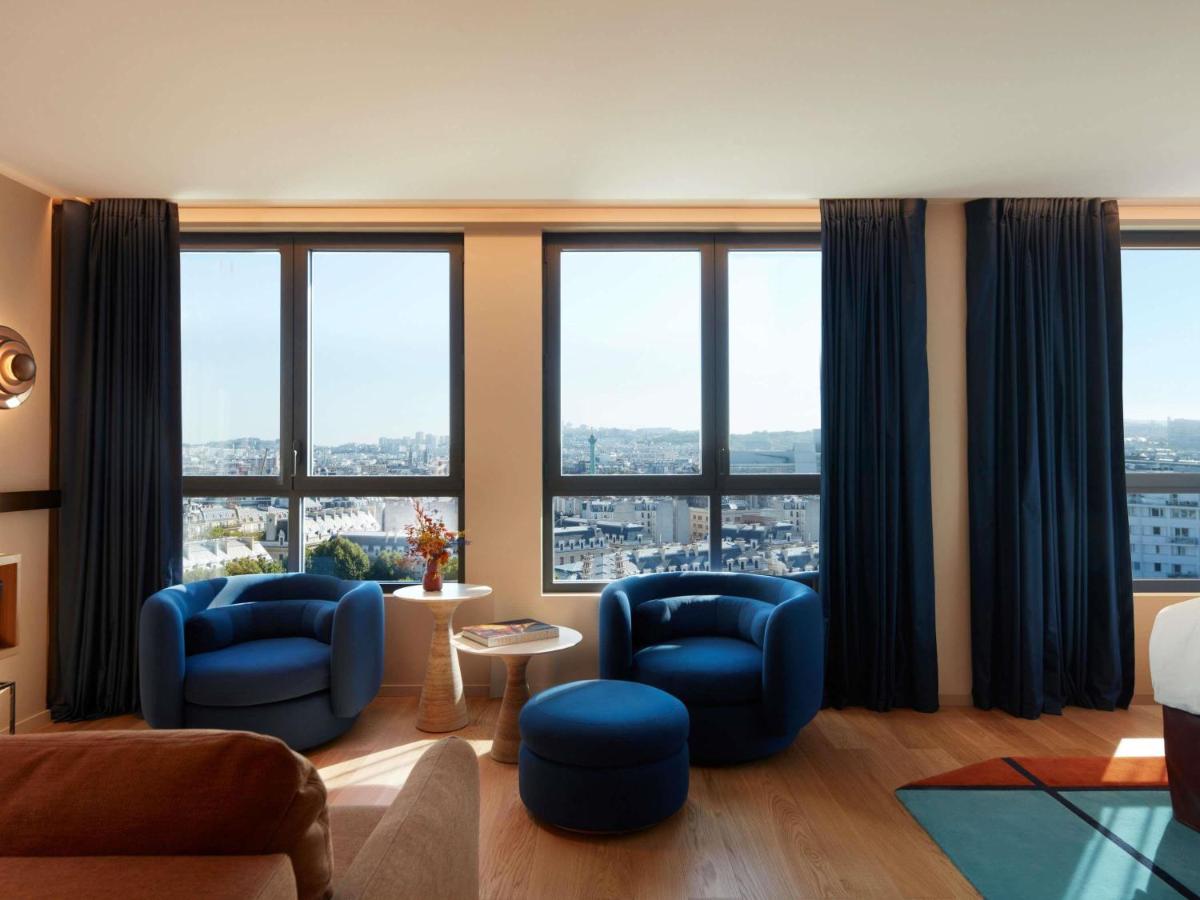 Coin salon dans l'établissement SO/ Paris Hotel
