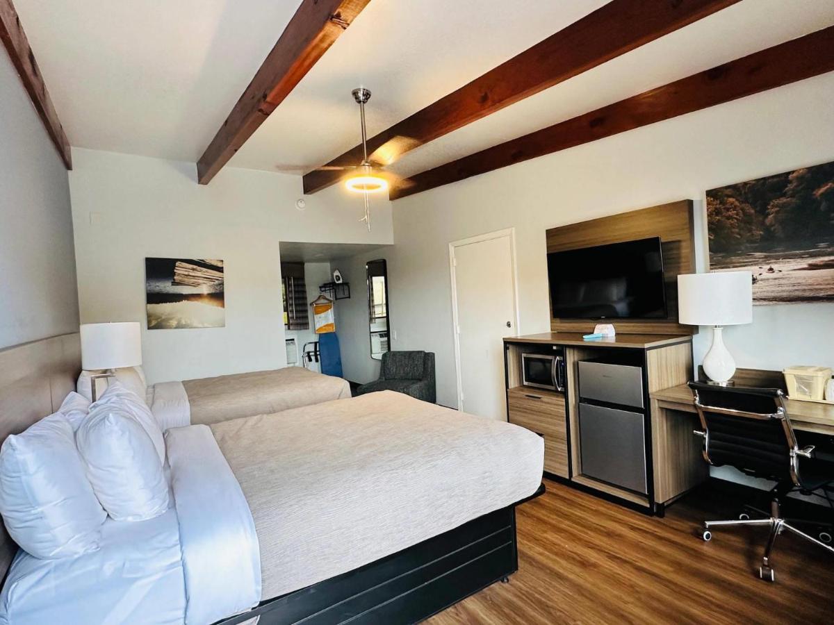 Quality Inn - On The Lake Clarksville-Boydton - Housity