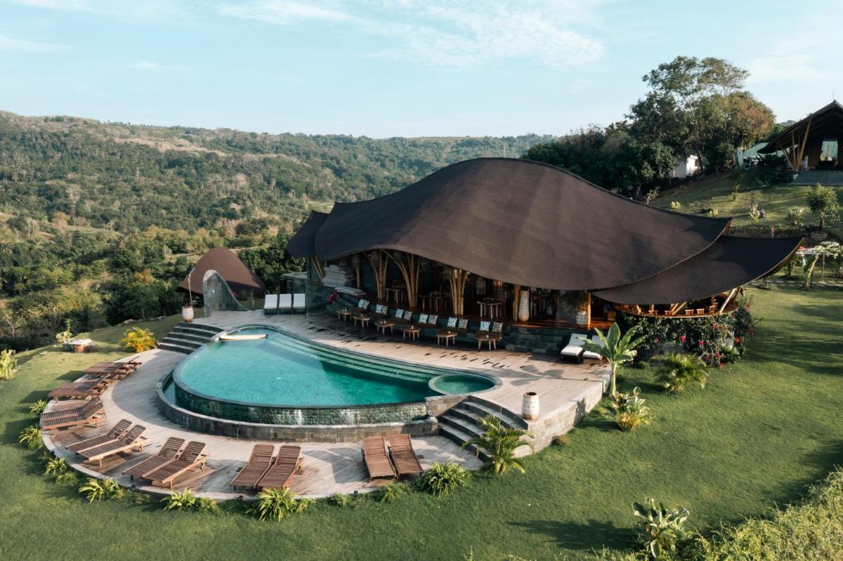 Ketanu Bamboo Lodge Sumba - Housity