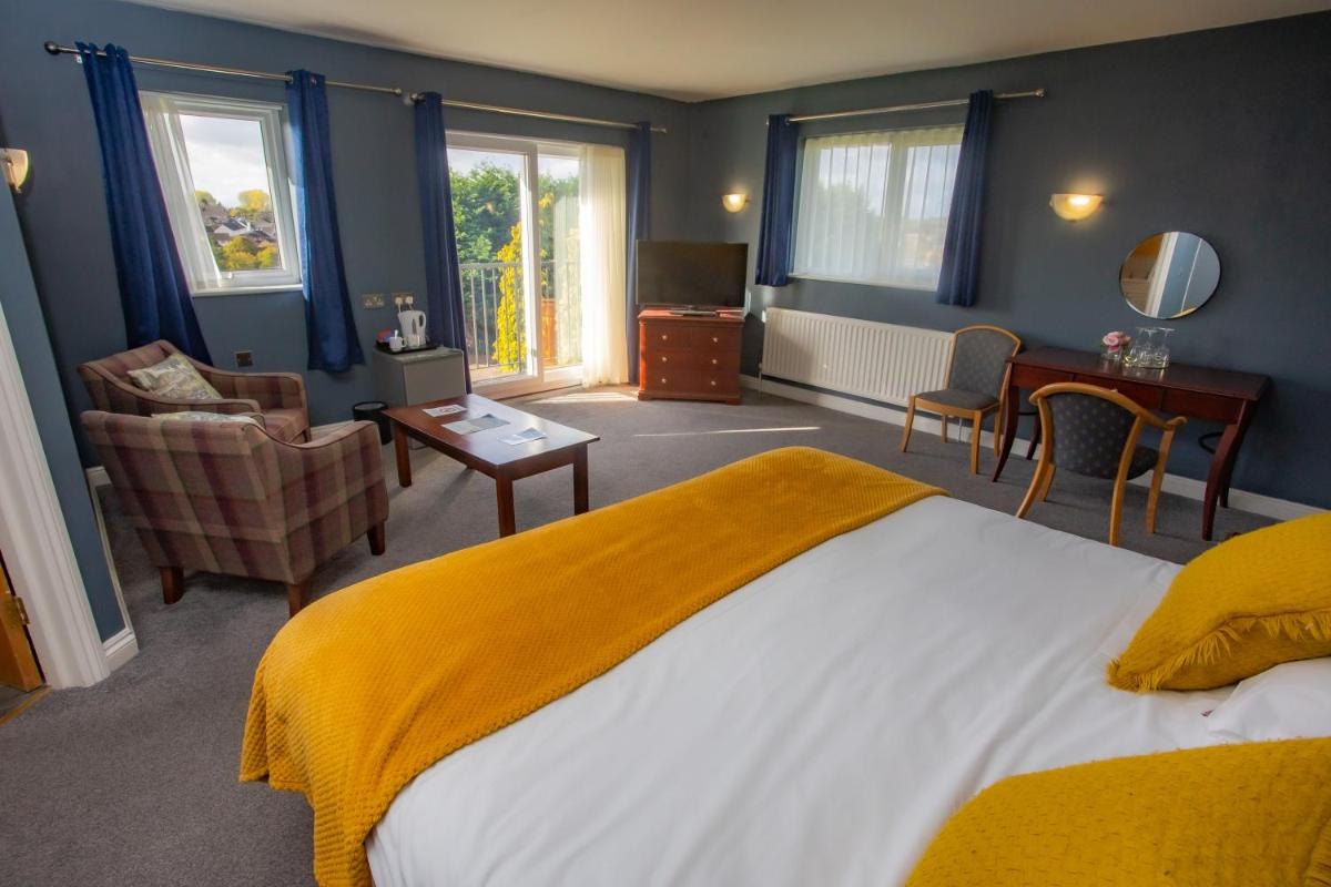 Bells Hotel - Housity