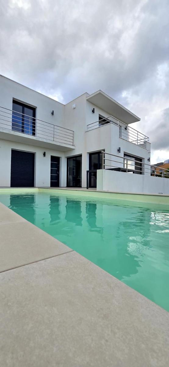 Villa de soleil à Cerbère, - Housity