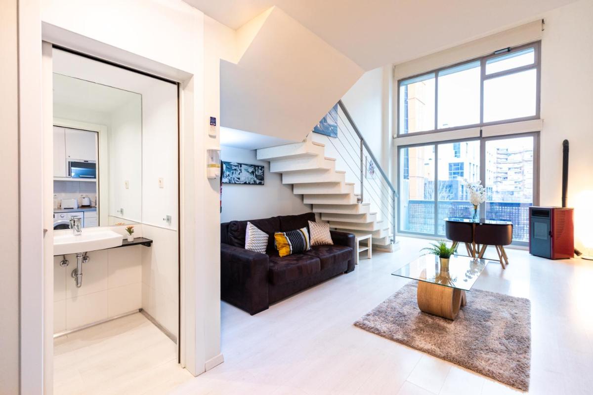 Oshun Sanchinarro Seasonal Living Lofts - Housity