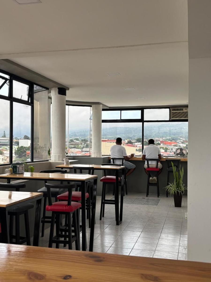 Hotel Valladolid - Housity