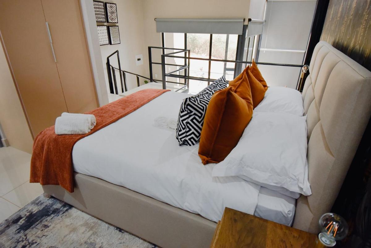 The Anza Lifestyle Lodge - Housity