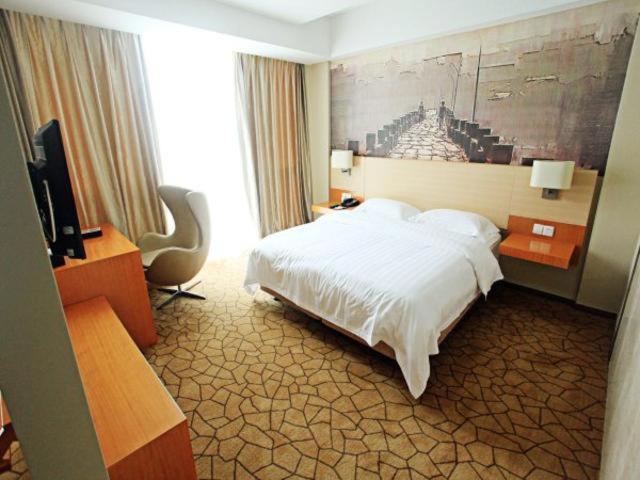 Metropolo, Jinjiang, Wanda Plaza - Housity